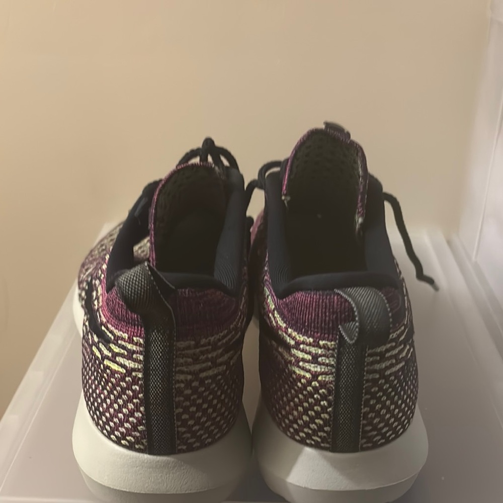 Multicolor Patterned Sneakers - Picture 2 of 4
